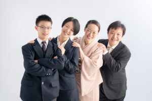 入学家族